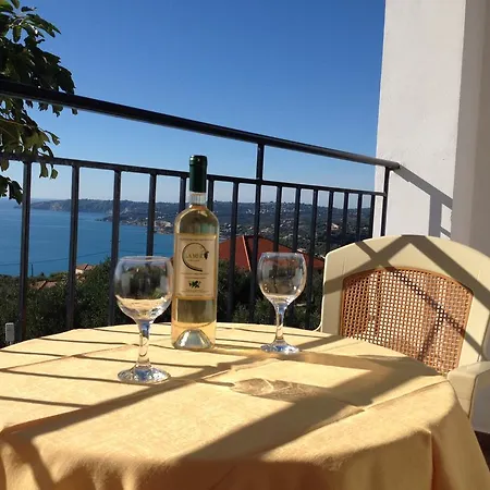 Spyridoula Aparthotel Lourdata (Kefalonia)