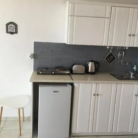 Spyridoula Lägenhetshotell Lourdata (Kefalonia)