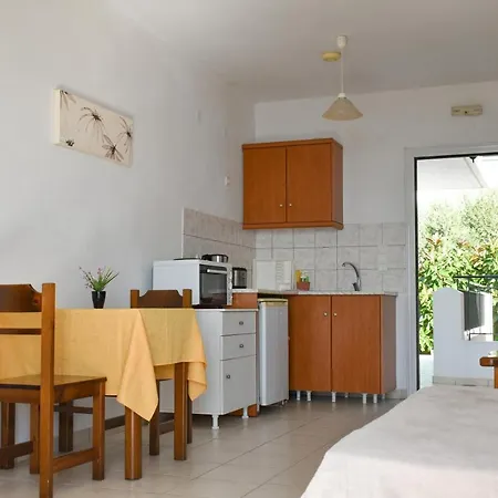 σπυριδούλα 4*