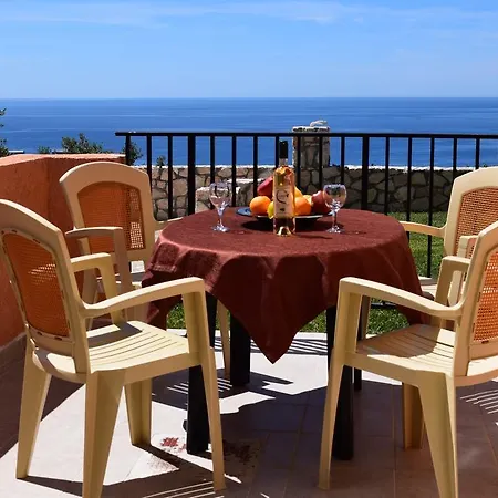 σπυριδούλα 4*