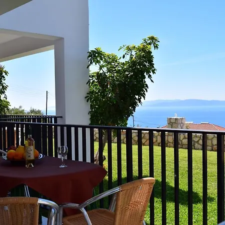 Ξενοδοχείο με διαμερίσματα σπυριδούλα